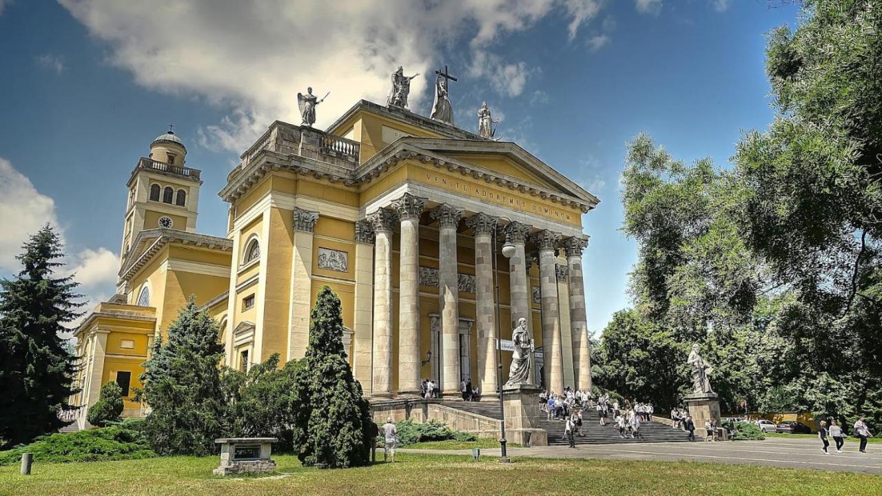 Apartament Oliaparman Eger Zewnętrze zdjęcie